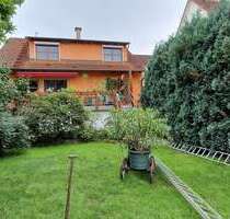 Haus zum Kaufen in Langen 1.100.000,00 € 375 m²