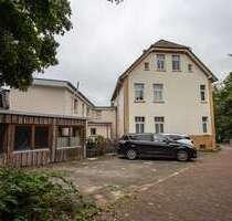 Haus zum Kaufen in Buxtehude 650.000,00 € 270 m²