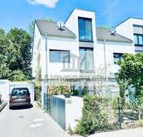 Haus zum Mieten in Mainz Lerchenberg 2.600,00 € 150 m² - Mainz / Lerchenberg