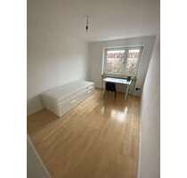WG-Zimmer in München 700,00 € 18 m²