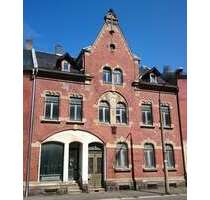 Haus zum Kaufen in Rodewisch 89.000,00 € 270 m²