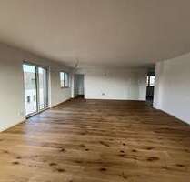 Wohnung zum Mieten in Speichersdorf 1.285,16 € 135.28 m²
