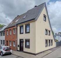 Haus zum Kaufen in Krefeld Hüls 289.000,00 € 97 m² - Krefeld / Hüls