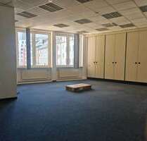 Büro in FRANKFURT 2.364,00 € 197 m²