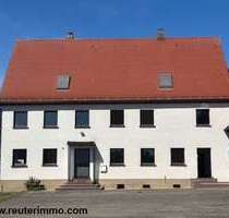 Haus zum Mieten in Heroldsbach 1.300,00 € 208 m²