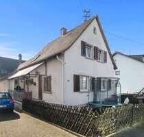 Haus zum Kaufen in Freiburg-Hochdorf 490.000,00 € 240 m²