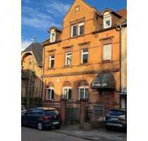 Haus zum Kaufen in Neustadt an der Weinstraße 690.000,00 € 300 m²