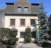 Haus zum Mieten in Merzenich 1.750,00 € 220 m²