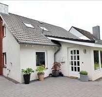 Haus zum Kaufen in Henstedt-Ulzburg 699.000,00 € 155 m²