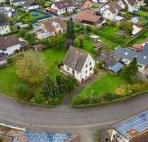 Haus zum Kaufen in Petersberg 195.000,00 € 117.79 m²