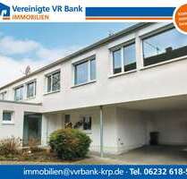 Haus zum Kaufen in Lingenfeld 875.000,00 € 252 m²