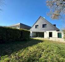 Haus zum Kaufen in Meerbusch 750.000,00 € 255 m²