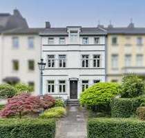 Haus zum Kaufen in Bonn 1.690.000,00 € 260 m²