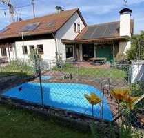 Haus zum Mieten in Esslingen 2.400,00 € 210 m²