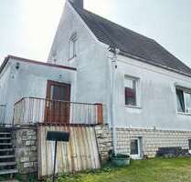 Haus zum Kaufen in Spergau 94.900,00 € 116.4 m²