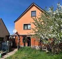 Haus zum Kaufen in Schönfeld 299.500,00 € 207.34 m²