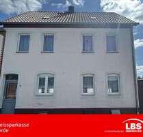Haus zum Kaufen in Kroppenstedt 87.777,00 € 117 m²
