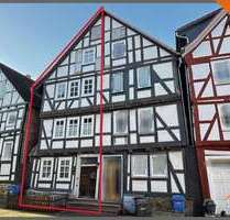 Haus zum Kaufen in Melsungen 225.000,00 € 185 m²