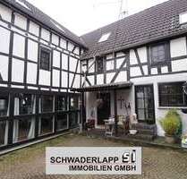 Haus zum Kaufen in Runkel 299.000,00 € 210 m²