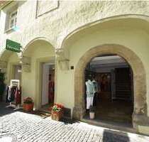 Einzelhandel in Regensburg 2.000,00 € 118 m²