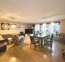 Haus zum Kaufen in Augsburg 560.000,00 € 164.84 m²
