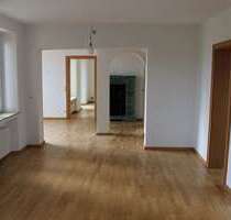 Haus zum Mieten in Grafing 3.950,00 € 270 m²