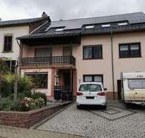 Haus zum Kaufen in Mettlach 399.000,00 € 250 m²