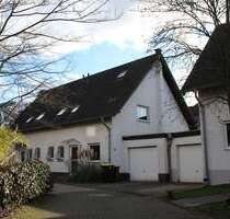 Haus zum Mieten in Siegburg 1.370,00 € 140 m²