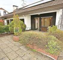 Haus zum Kaufen in Filderstadt Plattenhardt 930.000,00 € 333 m² - Filderstadt / Plattenhardt