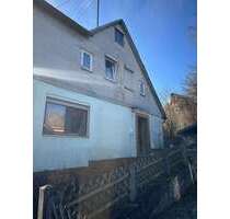 Haus zum Kaufen in Nordhalben 95.000,00 € 140 m²