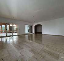 Wohnung zum Mieten in Friolzheim 1.850,00 € 230 m²