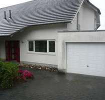 Haus zum Mieten in Bonn 2.242,00 € 195 m²