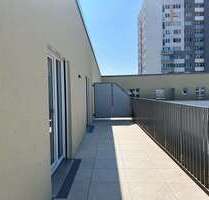 Wohnung zum Mieten in Berlin 1.597,49 € 93.97 m²