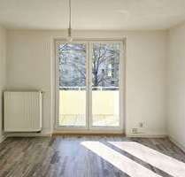 Wohnung zum Mieten in Halle 350,00 € 57.8 m²