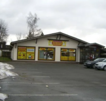 Einzelhandel in Sonnefeld 2.500,00 € 562 m²
