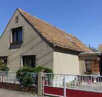 Haus zum Kaufen in Zeithain 110.000,00 € 123.76 m²