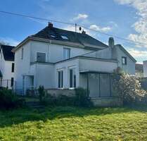 Haus zum Kaufen in Wiesbaden Biebrich 645.000,00 € 145 m² - Wiesbaden / Biebrich