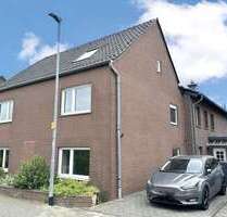 Haus zum Kaufen in Kaarst 849.000,00 € 281.47 m²