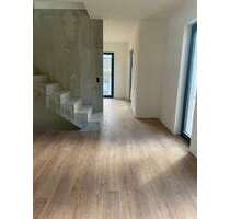 Haus zum Kaufen in Rottweil 548.000,00 € 151.48 m²