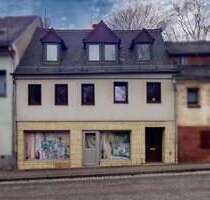 Haus zum Kaufen in Werdau 40.000,00 € 150 m²