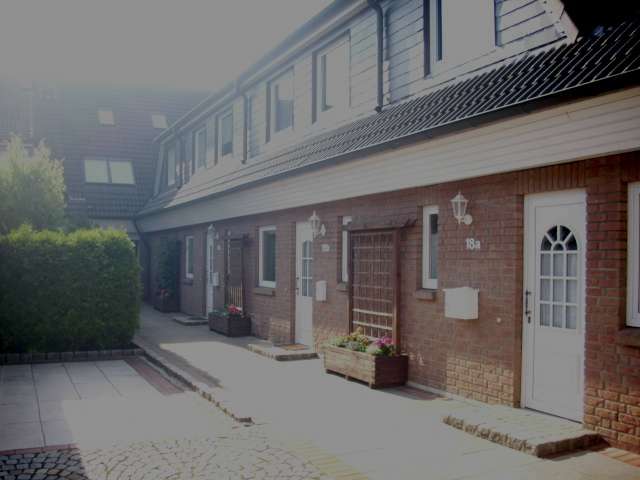 Haus zum Mieten in Schenefeld 1.740,00 € 145 m²