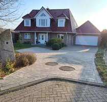 Haus zum Kaufen in Hamberge 899.000,00 € 208.27 m²