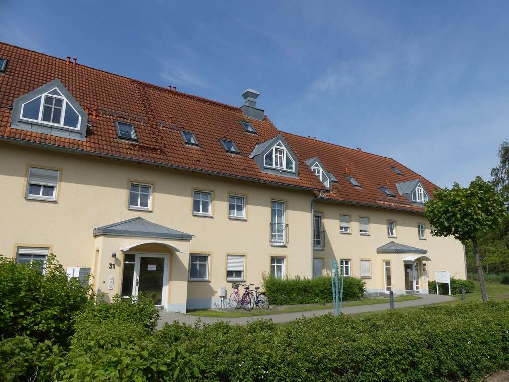 Wohnung zum Kaufen in Weinböhla 85.000,00 € 57.5 m²