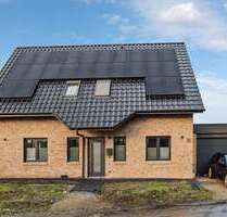 Haus zum Kaufen in Fredenbeck 630.000,00 € 177.7 m²