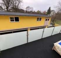 Haus zum Kaufen in Arzberg 195.000,00 € 208 m²