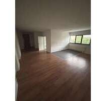 Wohnung zum Mieten in Halle 1.144,00 € 127.07 m²
