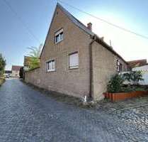 Haus zum Kaufen in Wallhausen 39.000,00 € 120 m²