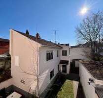 Haus zum Kaufen in Dreieich 957.000,00 € 260 m²