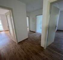 Wohnung zum Mieten in Hartmannsdorf 361,00 € 68 m²
