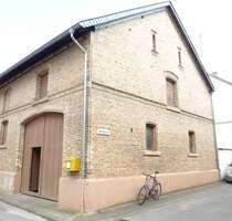 Haus zum Kaufen in Horrweiler 79.000,00 € 100 m²
